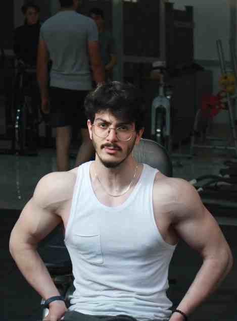 Yasin Carl